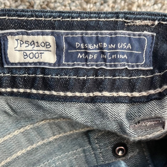 Miss Me Jeans, Rhinestones,  Women's Size 26, New with tags - Picture 7 of 15